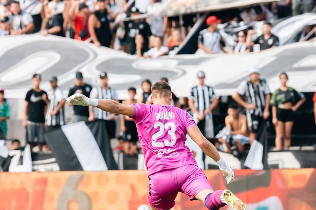 Arsenal Counter Attacking Strategies 2024 Breakdown 1