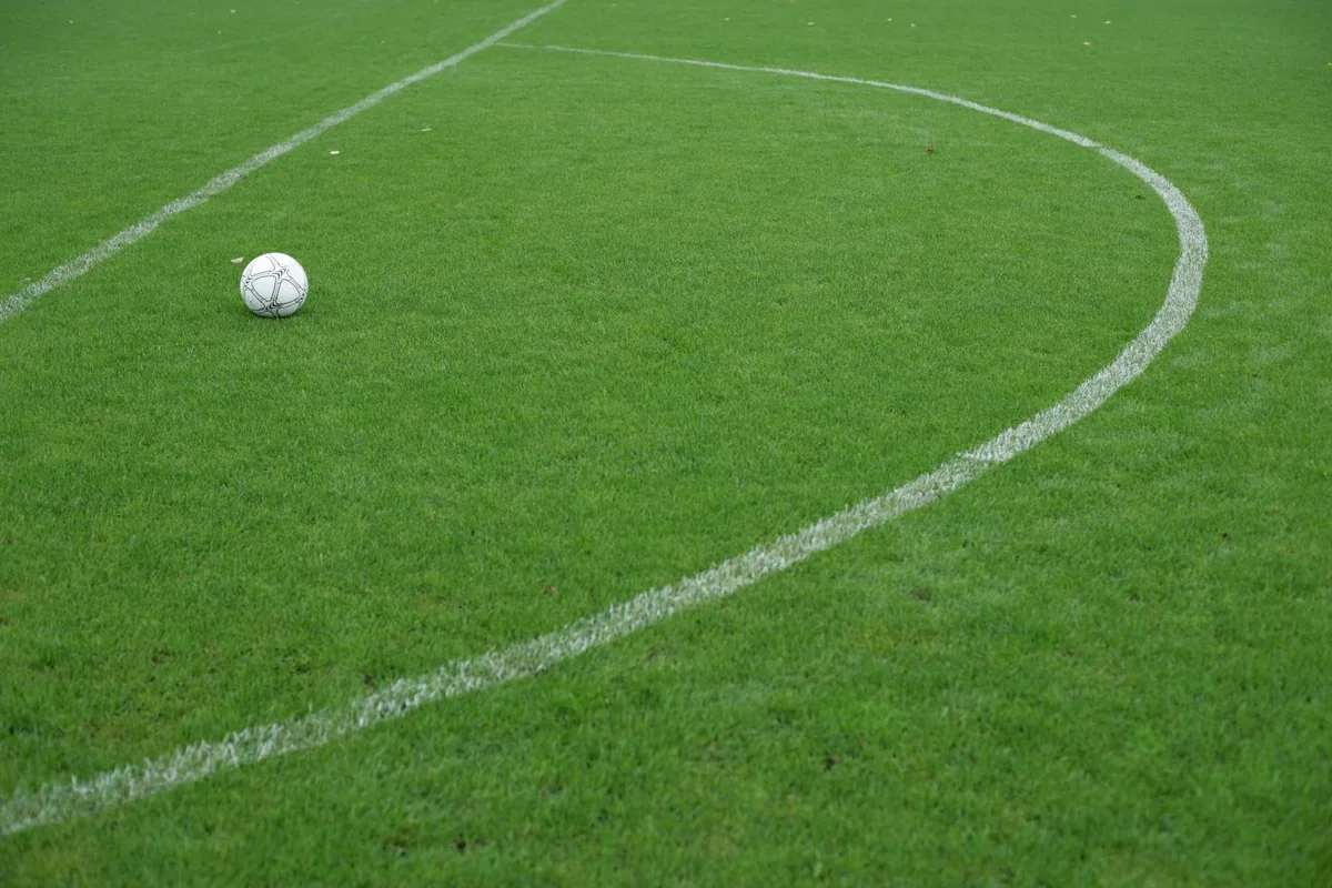 Arsenal Defensive Depth 2025 Transfer Strategy